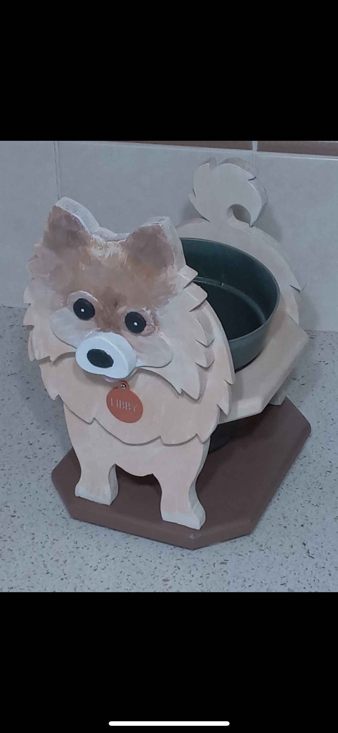 Dog plant pot
