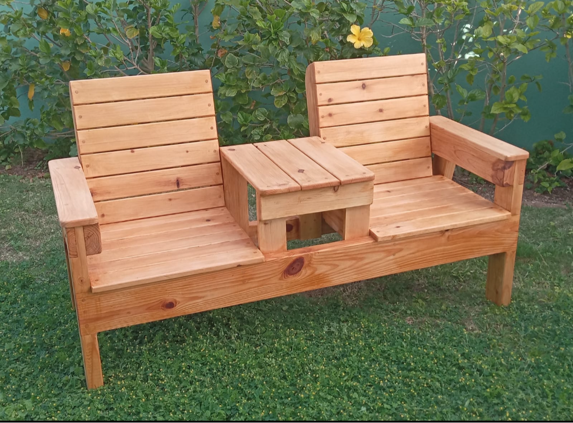 2 Seater chair/bench